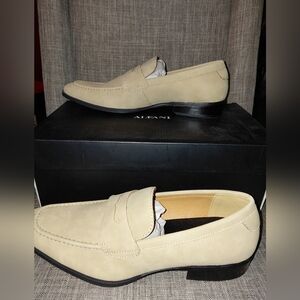 Alfani Men's Cream Slip-On Loafers Size 9